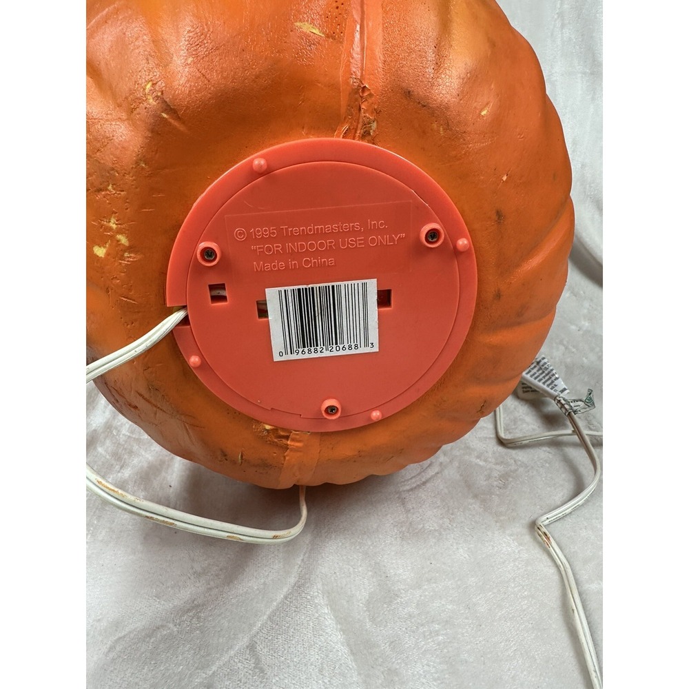 VTG 1995 Trendmasters Light Up Jack O Lantern Pumpkin Halloween Foam Mold 16" - Picture 10 of 13